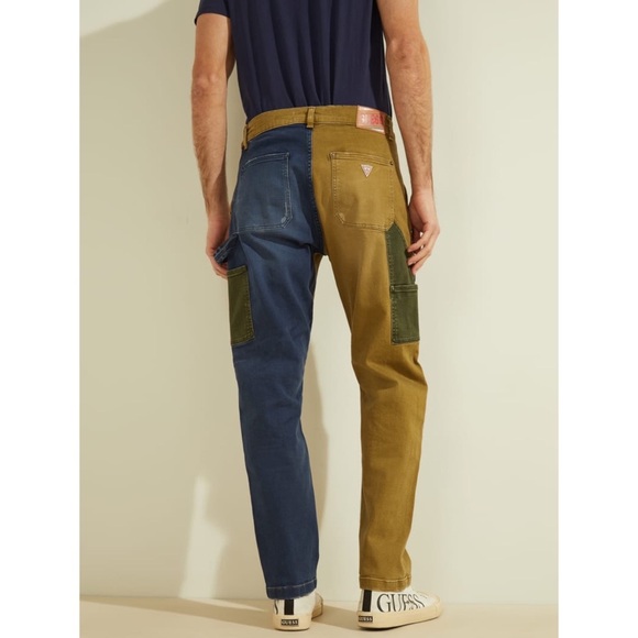 New GUESS Contrast fabric regular fit Jeans - Picture 5 of 12